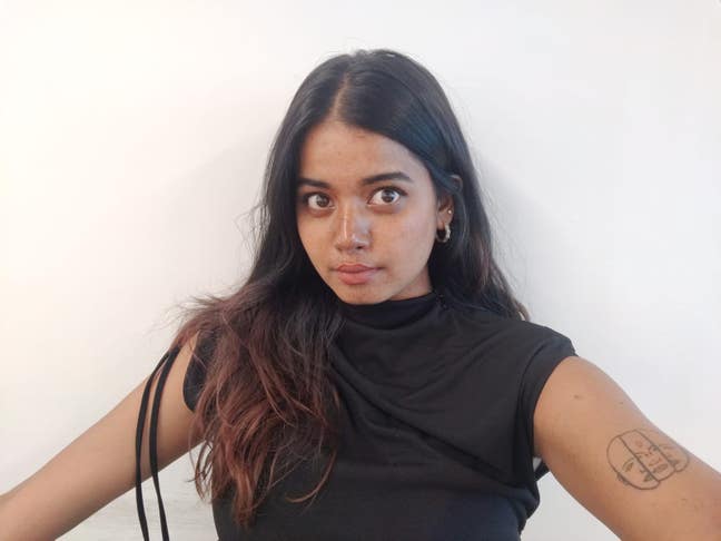 Looking for a room Main Photo