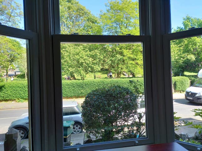 Beautiful Double Room Overlooking Park Central Main Photo