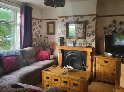 Small double bedroom for female in Taunton Main Photo