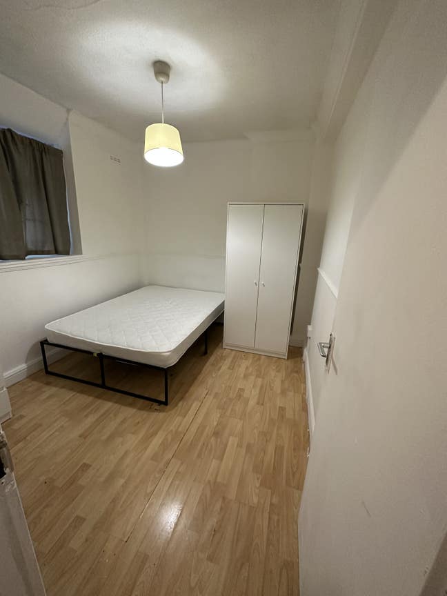New Double Room Fully Furnished Zone 2 Main Photo