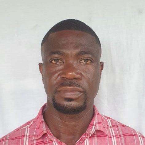 Room needed by professional couple Main Photo