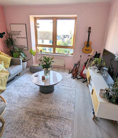 Attractive Single Bedroom Near Train Station Main Photo