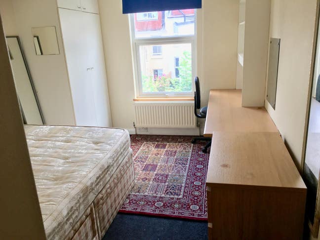 Room Available All Bills Included Main Photo