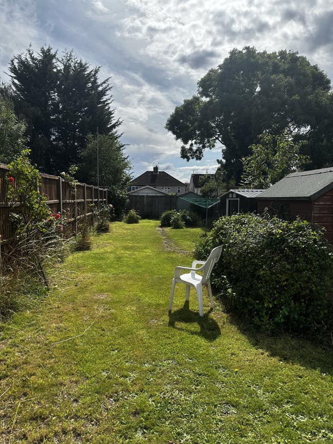 Amazing Double Room - close to station Main Photo