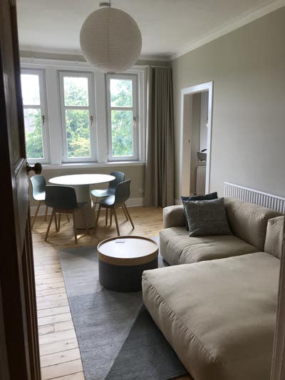 One-bed flat Comely Bank (Mon-Thurs entire flat) Main Photo