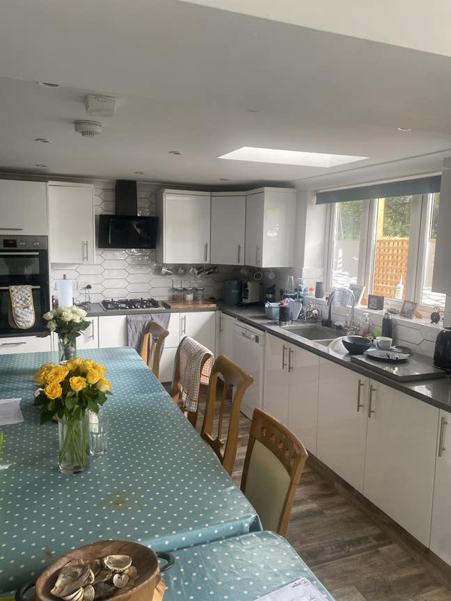 Lovely Detached House Main Photo