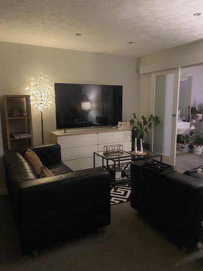 Available Soon - close to city centre/city views Main Photo