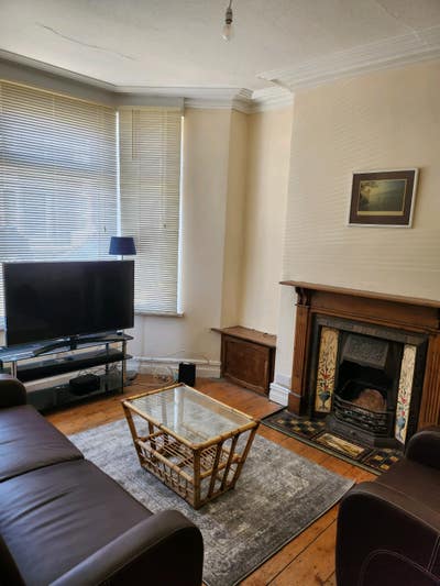 House share double room  Main Photo