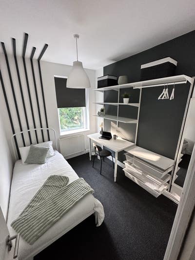 Quiet, Cosy, Modern Rooms 50% off 1st Month  Main Photo