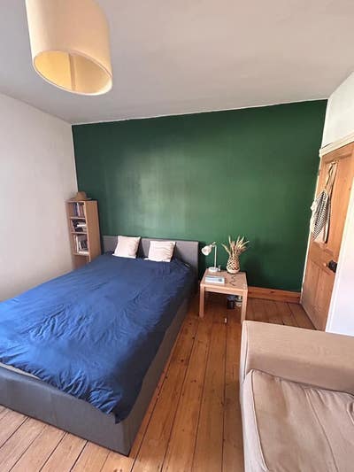 1st Floor King Sized Bedroom. All Bills Inc. Main Photo