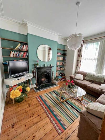 Short Term Let - Next to the Tube & Common!  Main Photo