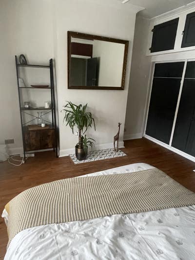 Lovely double room in a quiet house Main Photo