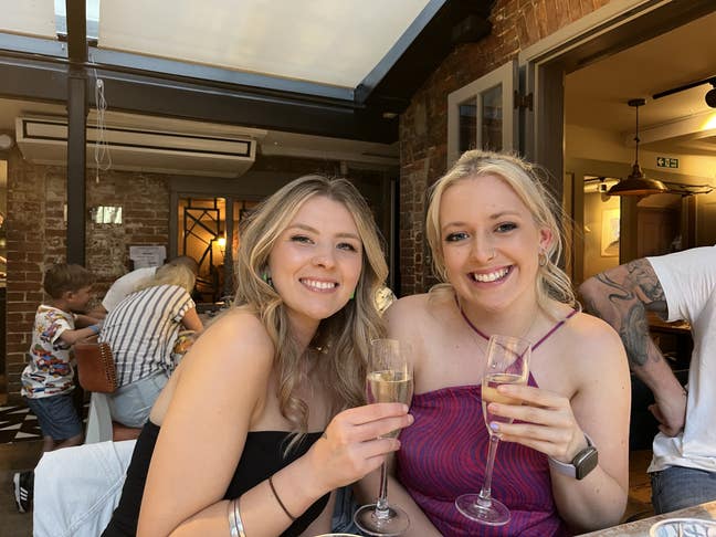 Double room / buddy up wanted :) Main Photo