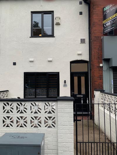 Stepping Hill House Share Brand New Hazel Grove Main Photo