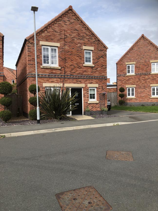 Double Room – Contractor / Office Worker Stay Main Photo