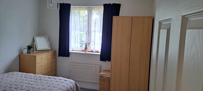 Room  with own bathroom. Female preferred Main Photo