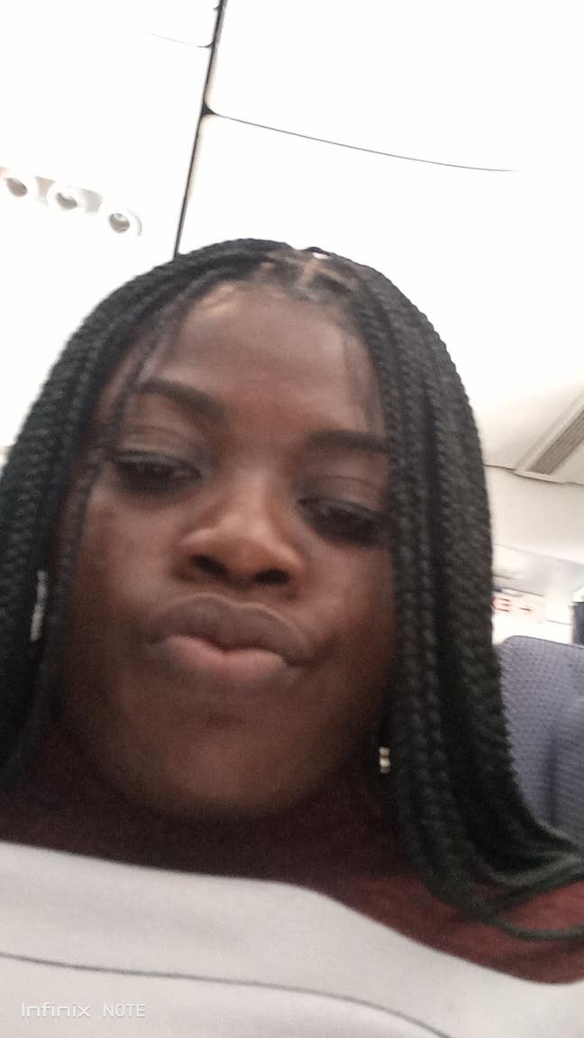 I am a professional female. I am looking for ... Main Photo