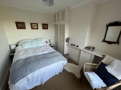 Room with own bathroom available  Main Photo