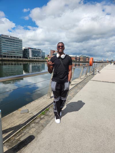 Looking to rent Main Photo