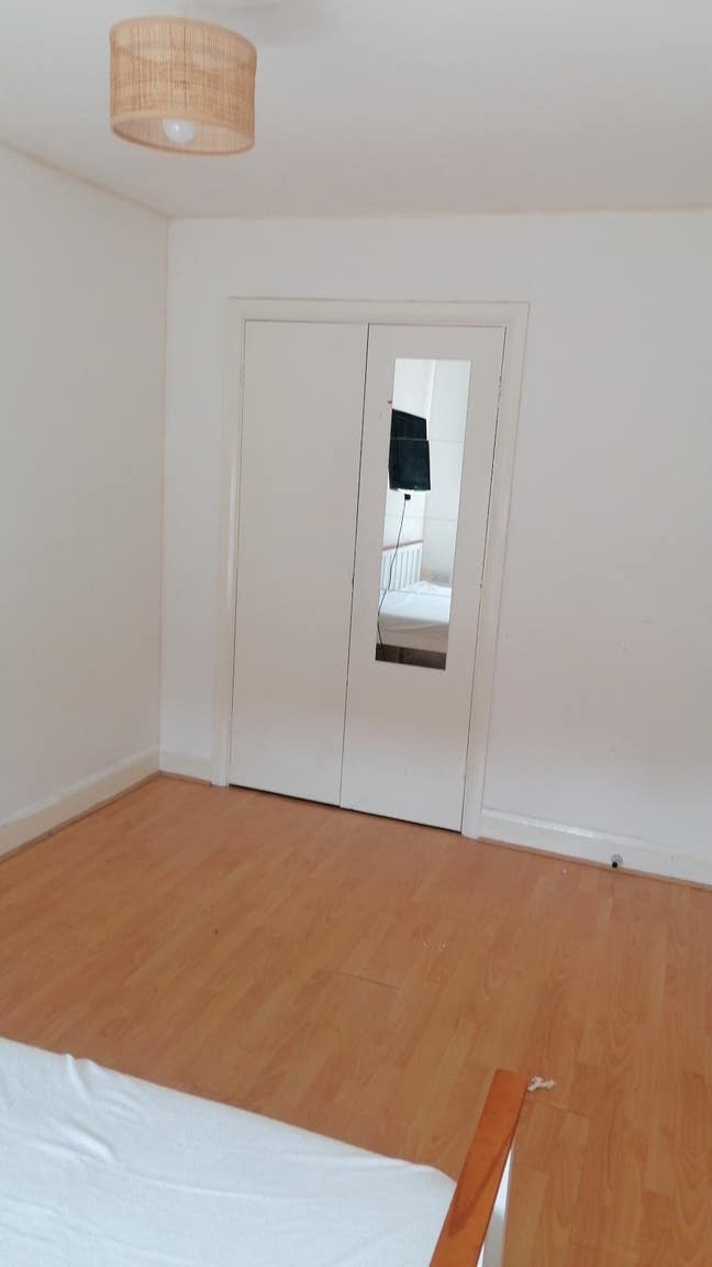 Double Room- Own Shower-Close 2 Kings Colleg Hosp Main Photo