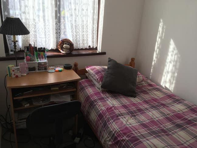 Furnished single room  Main Photo