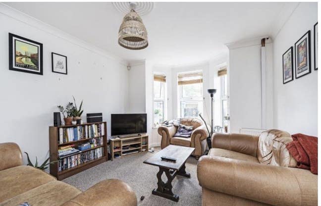 Double Room Available in Stoke Newington Main Photo