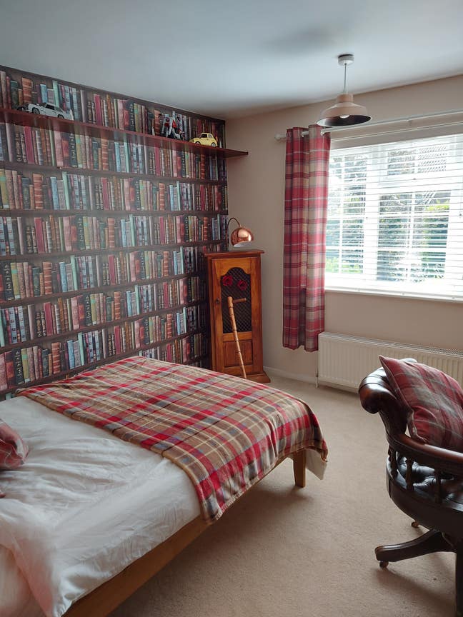 Double room to (rent all Inc)  Main Photo