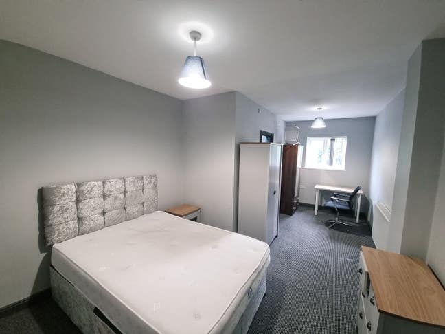 Dbl Rms Available All Bills Included  Main Photo