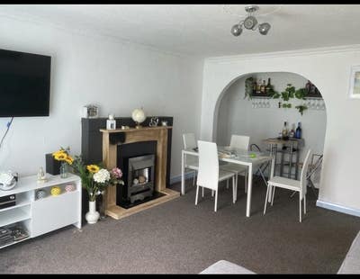 One bedroom  Main Photo