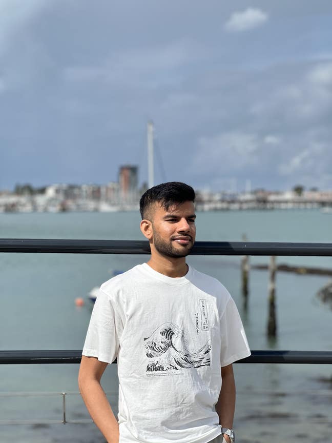 Looking to buddy-up Main Photo