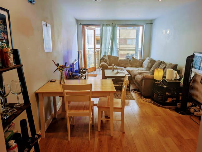 Double bedroom in Bow Main Photo