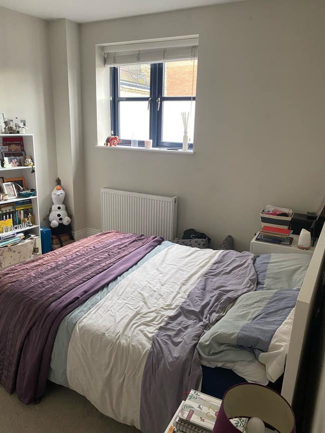 Room available in Tooting Broadway  Main Photo