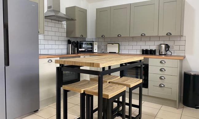 🔥🔥 lDouble room &pound;450  pcm towncentre Main Photo