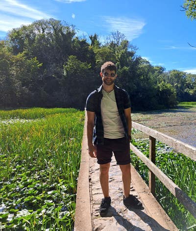 Looking for a room to rent/buddy up Main Photo