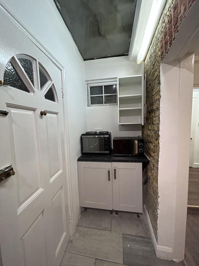 1 Bed Garden Flat close to Southside Shopping  Main Photo