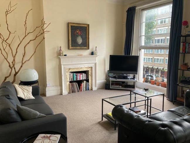 Double Room in Little Venice Duplex w/ Balcony Main Photo