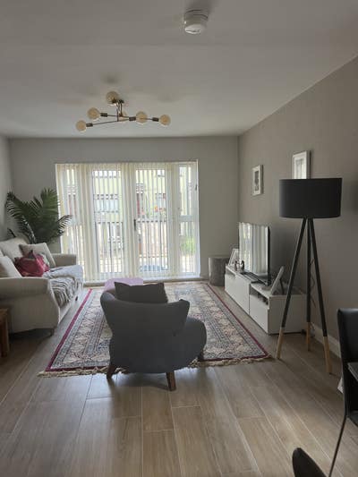 Large Double room with en-suite  Main Photo