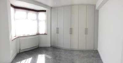 Beautiful en-suite double room - New built house!  Main Photo