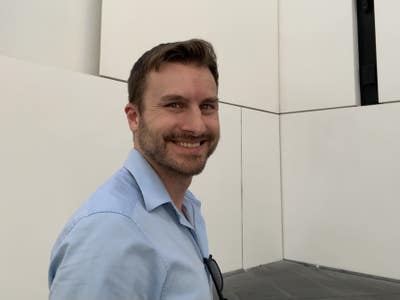 PhD seeking immediate let Main Photo