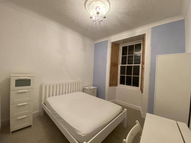 Double room in Park district with own bathroom Main Photo
