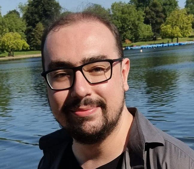 Lecturer Seeking a Room in Greater London Main Photo