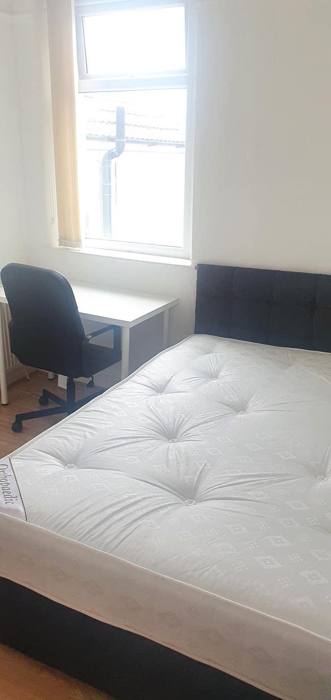 1 Bedroom available in Shared House Main Photo