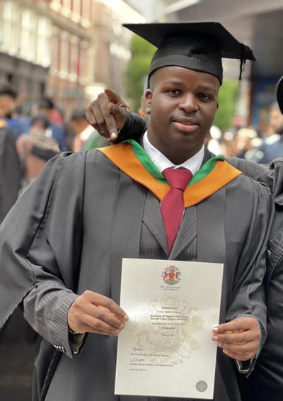 26 year old Male seeks a single or double room Main Photo