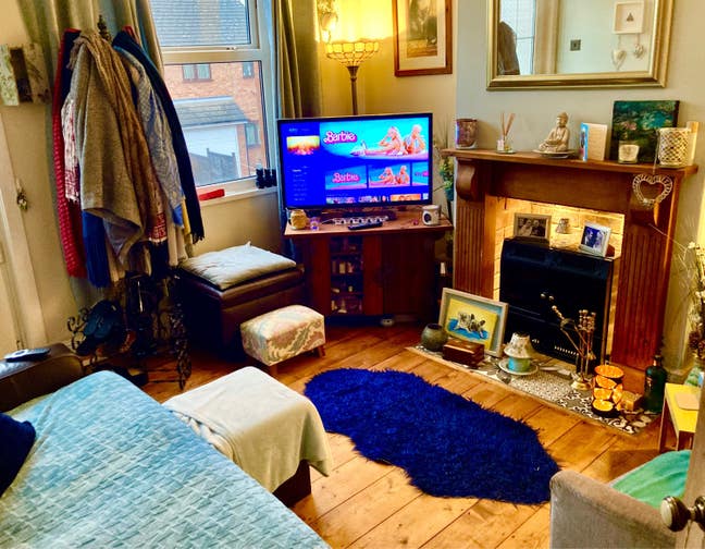 Large double room available  Main Photo