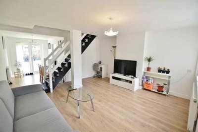 Nice  furnished  double  room  to  rent   Main Photo
