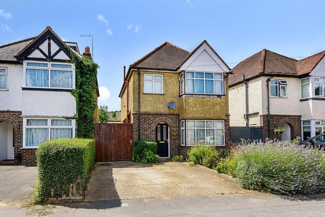 Detached Student House Share  Main Photo