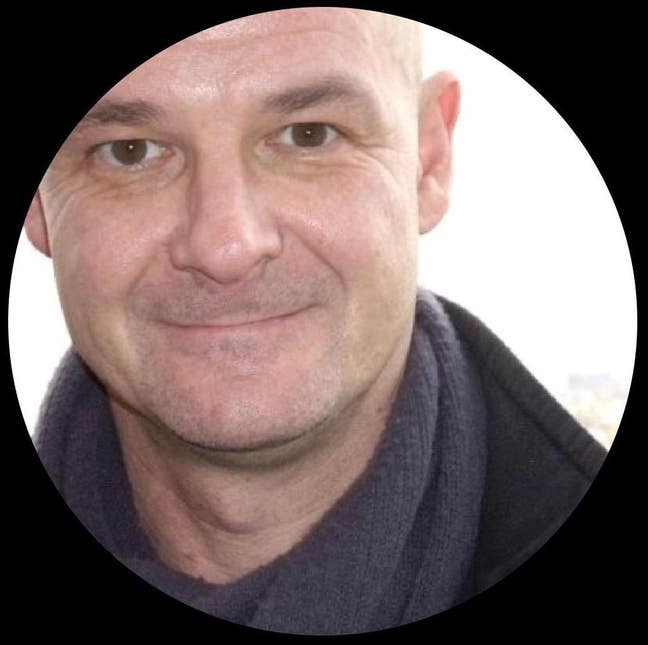 Arts professional seeking accomodation Main Photo