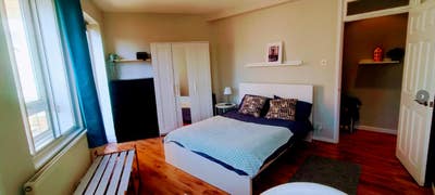 Spacious Room with Balcony! Amazing Location!  Main Photo