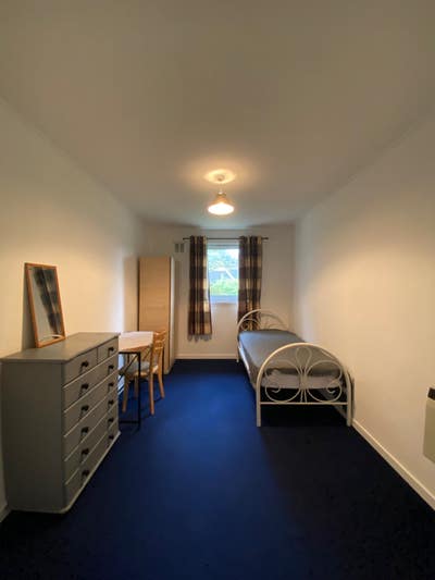 Room in 2 bedroom Flat near ARI Main Photo