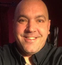Professional Male seeks an annex Main Photo